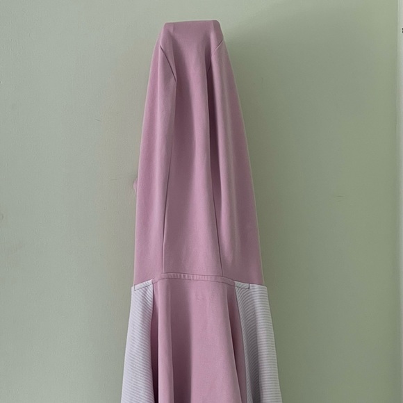 Under Armour Pink and White fleece 🌸 - Picture 4 of 7